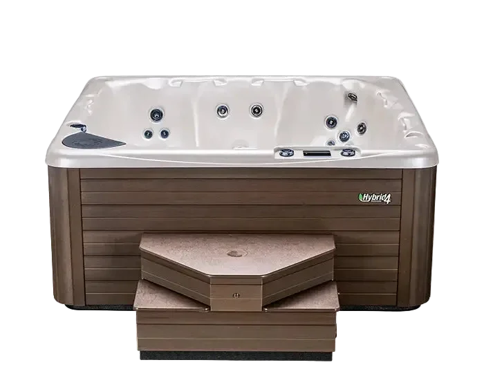 Hot tub with Visible brand logo